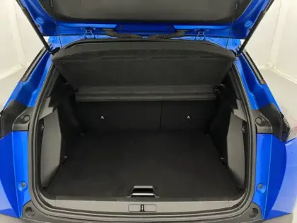 Photo 12 Peugeot 2008  PureTech 130 S&S BVM6