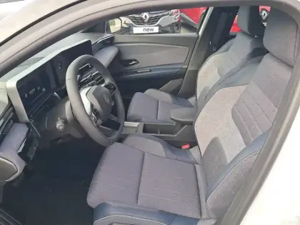 Photo 8 Renault 4 Renault  E-Tech Electrique 150 ch autonomie confort