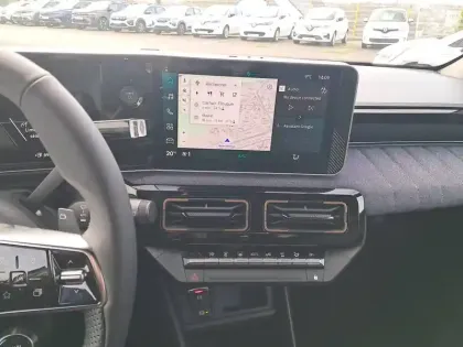 Photo 11 Renault 4 Renault  E-Tech Electrique 150 ch autonomie confort