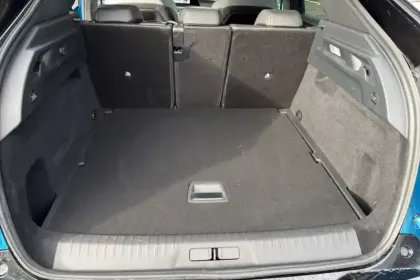 Photo 66 Peugeot 3008  Electrique 73 kWh 210 ch