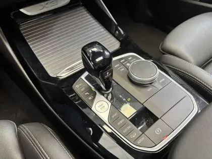 Photo 32 BMW X3  xDrive 30e 292ch BVA8