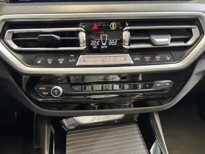 Photo 31 BMW X3  xDrive 30e 292ch BVA8