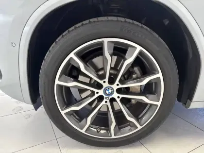 Photo 19 BMW X3  xDrive 30e 292ch BVA8