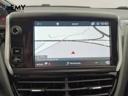 Photo 38 Peugeot 208  BlueHDi 100ch S&S BVM5