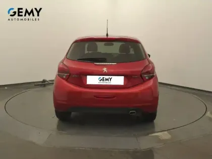 Photo 27 Peugeot 208  BlueHDi 100ch S&S BVM5