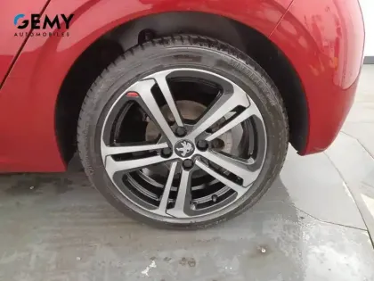 Photo 33 Peugeot 208  BlueHDi 100ch S&S BVM5