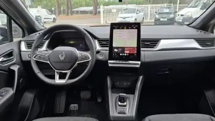 Photo 9 Renault Captur  E-Tech full hybrid 160 ch