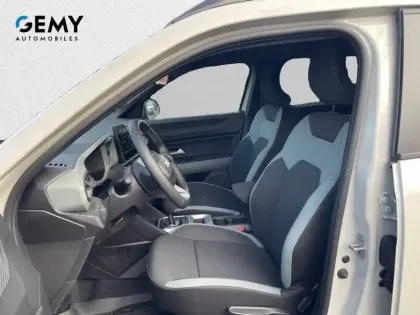 Photo 8 Dacia Duster  Hybrid 140