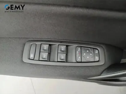 Photo 11 Renault Megane Mégane IV Berline Blue dCi 115