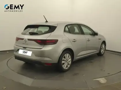 Photo 17 Renault Megane Mégane IV Berline Blue dCi 115