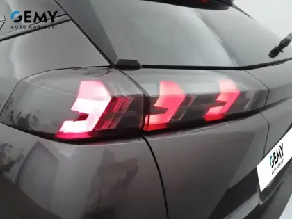 Photo 19 Peugeot 2008  BlueHDi 130 S&S EAT8