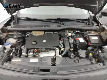 Photo 12 Peugeot 2008  BlueHDi 130 S&S EAT8