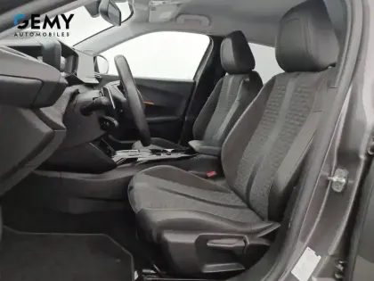 Photo 8 Peugeot 2008  BlueHDi 130 S&S EAT8