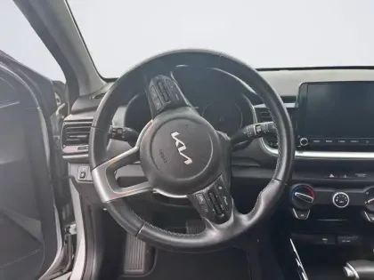 Photo 81 Kia Stonic  1.0 T-GDi 100 ch DCT7