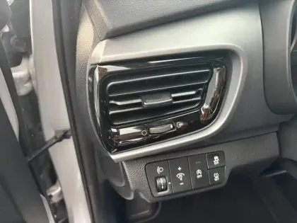 Photo 88 Kia Stonic  1.0 T-GDi 100 ch DCT7