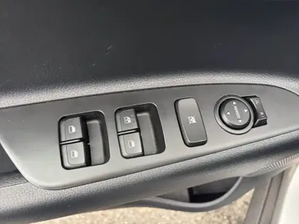 Photo 87 Kia Stonic  1.0 T-GDi 100 ch DCT7