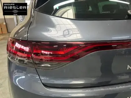 Photo 60 Renault Megane Mégane IV Berline TCe 140 EDC FAP - 21N