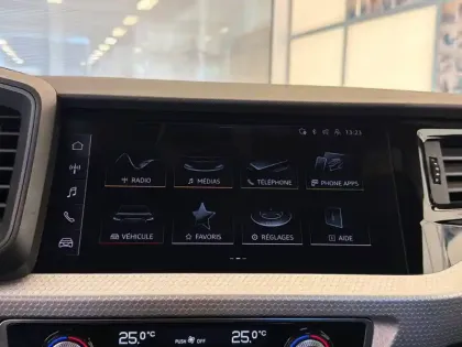 Photo 19 Audi A1  Sportback 30 TFSI 110 ch S tronic 7