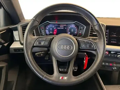 Photo 15 Audi A1  Sportback 30 TFSI 110 ch S tronic 7