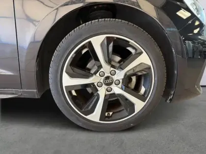 Photo 18 Audi A1  Sportback 30 TFSI 110 ch S tronic 7