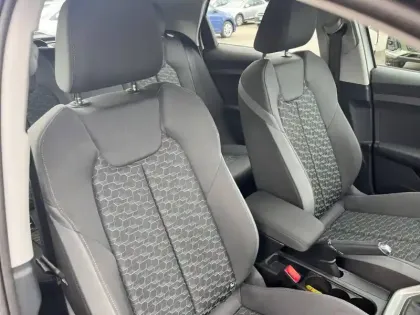 Photo 37 Audi A1  Sportback 30 TFSI 116 ch S tronic 7