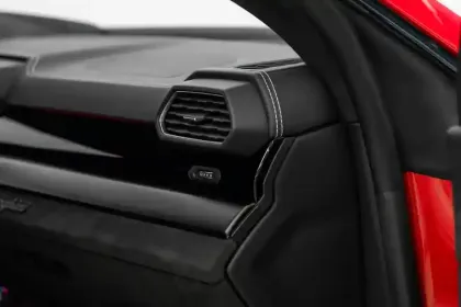 Photo 17 Lamborghini Urus  4.0 V8 666 ch BVA8