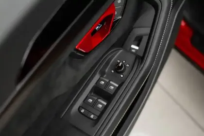 Photo 18 Lamborghini Urus  4.0 V8 666 ch BVA8