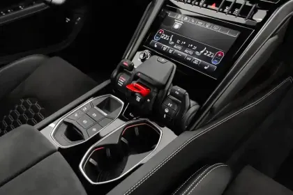 Photo 33 Lamborghini Urus  4.0 V8 666 ch BVA8