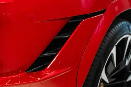 Photo 13 Lamborghini Urus  4.0 V8 666 ch BVA8