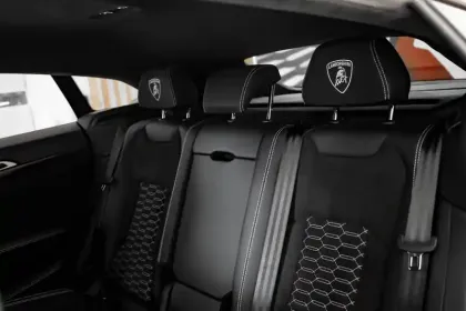 Photo 29 Lamborghini Urus  4.0 V8 666 ch BVA8