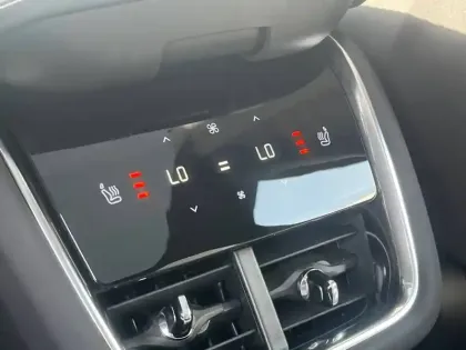 Photo 10 Volvo Ex90  Twin Performance AWD 517 ch 1EDT