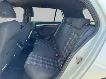 Photo 55 Volkswagen Golf  2.0 TSI 245 DSG7