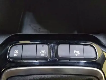 Photo 25 Opel Corsa  1.2 Turbo 100 ch BVM6