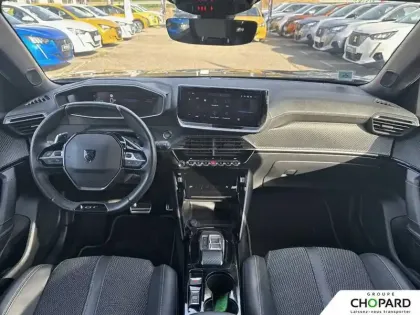 Photo 34 Peugeot 2008  Hybrid 136 e-DCS6