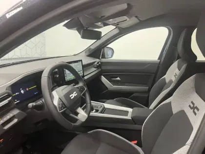 Photo 32 Dacia Bigster  Hybrid 155