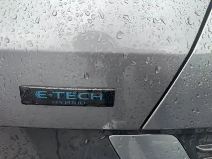 Photo 12 Renault Arkana  E-Tech full hybrid 145 GSR2