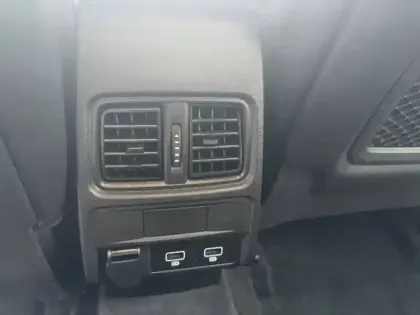 Photo 15 Renault Arkana  E-Tech full hybrid 145 GSR2