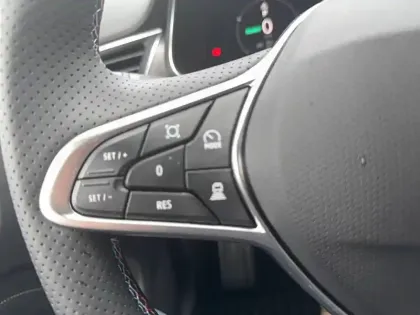 Photo 32 Renault Arkana  E-Tech full hybrid 145 GSR2