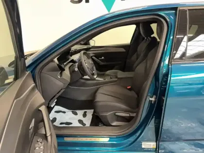 Photo 6 Peugeot 308  PHEV 225 e-EAT8