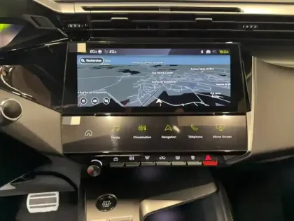 Photo 12 Peugeot 308  PHEV 225 e-EAT8
