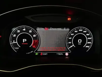 Photo 22 Audi Q8 RS  TFSI 600 ch Tiptronic 8 Quattro