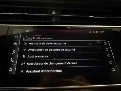 Photo 57 Audi Q8 RS  TFSI 600 ch Tiptronic 8 Quattro