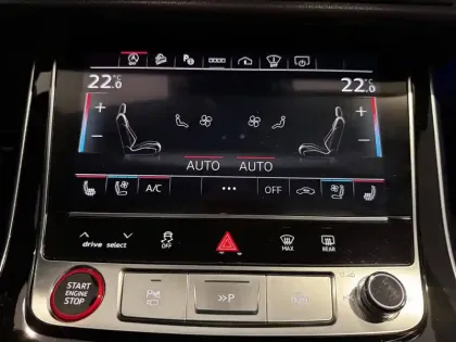 Photo 19 Audi Q8 RS  TFSI 600 ch Tiptronic 8 Quattro