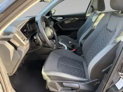 Photo 8 Audi A1  Sportback 25 TFSI 95 ch BVM5