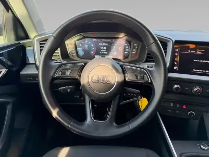 Photo 10 Audi A1  Sportback 25 TFSI 95 ch BVM5