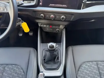 Photo 11 Audi A1  Sportback 25 TFSI 95 ch BVM5