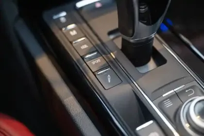 Photo 29 Maserati Ghibli  3.0 V6 350