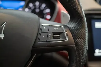 Photo 55 Maserati Ghibli  3.0 V6 350