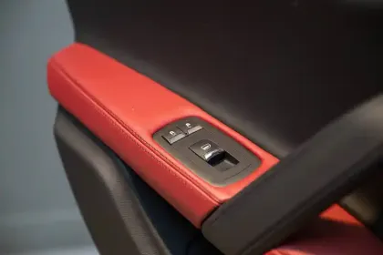 Photo 17 Maserati Ghibli  3.0 V6 350