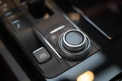 Photo 96 Maserati Ghibli  3.0 V6 350
